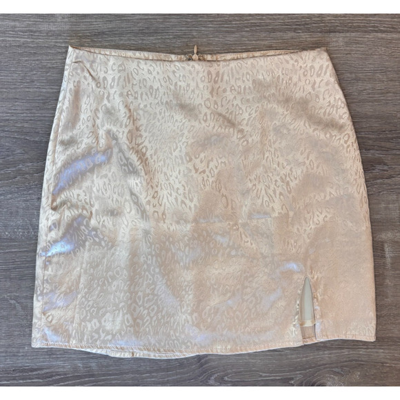 Altar'd State Dresses & Skirts - Altar'd State Cheetah Print Satin Cream Skirt with Slit and Liner Women's Size S